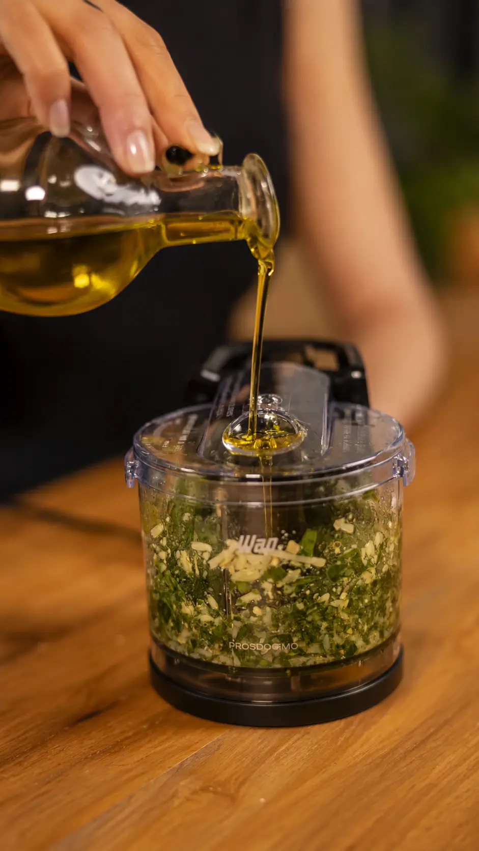 Mini Processador WAP Fast Cut WMP150 - Pesto manjericão caseiro