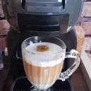 Cafeteira portátil Nescafé Dolce Gusto Arno Mini Me automática vermelha e  preta para cápsulas monodose 220V