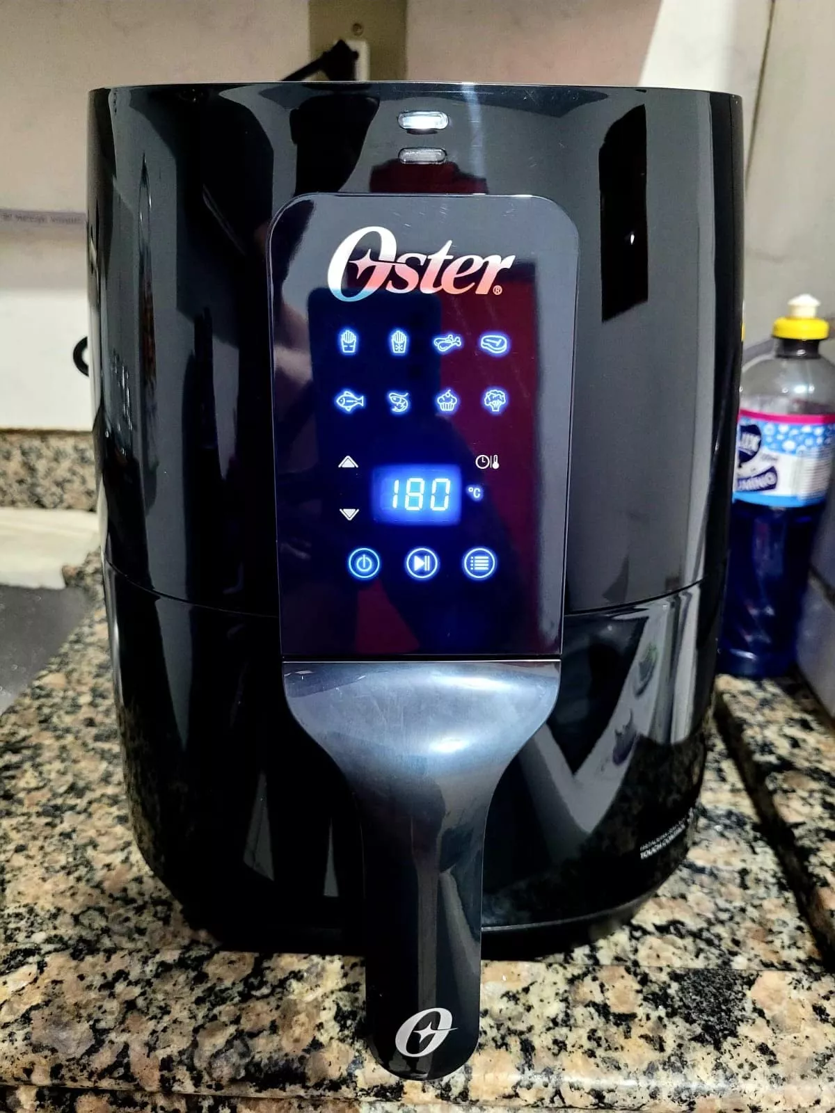 Fritadeira Elétrica Sem óleo Oster Digital Touch Control OFRT950 3