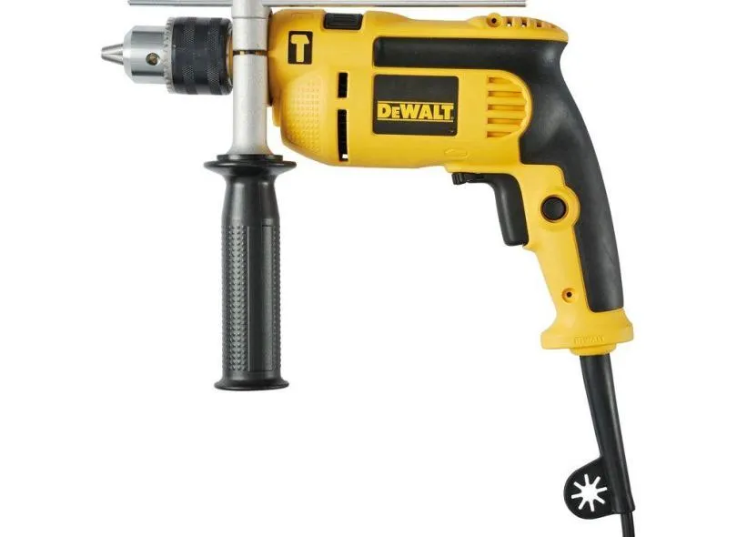 Furadeira Industrial DeWalt DWD502, 650 Watts