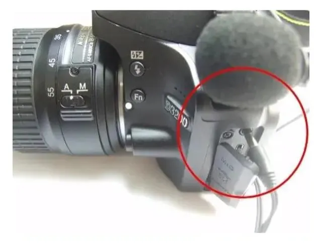 Microfone Lapela conexão P2 - 3,5mm Para câmeras DSLR